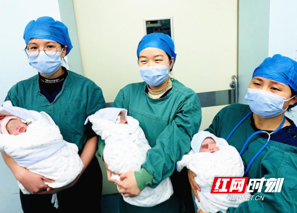 阜阳有代孕的么_母女平安！高龄试管三胞胎孕妈在永州市中心医院顺利分娩